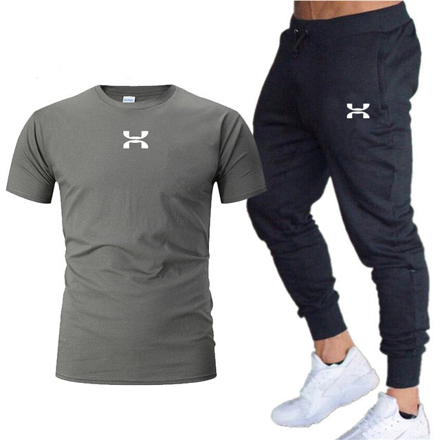 2020 new men's sports pants + T-shirt men's running clothes running sportswear gym fitness sportswear tracksuit training pants