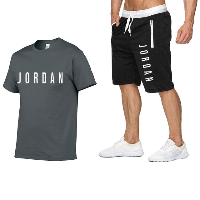 2020 men's summer sports suit short sleeve T-shirt + shorts new fashion men's casual suit shorts + T-shirt 2 pieces