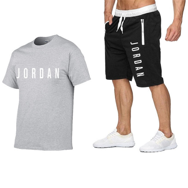 2020 men's summer sports suit short sleeve T-shirt + shorts new fashion men's casual suit shorts + T-shirt 2 pieces